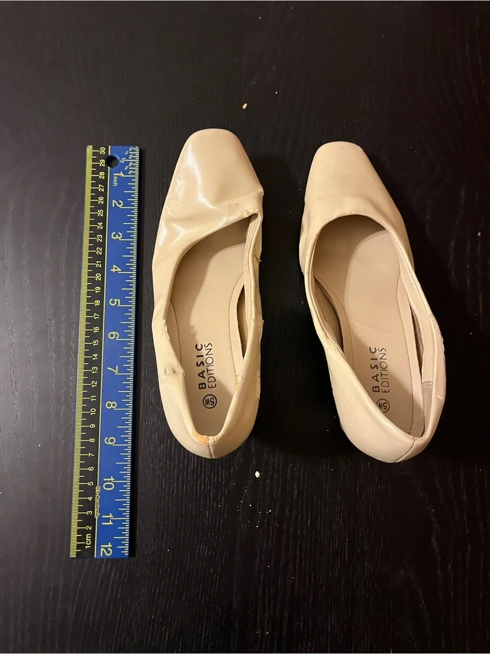 Basic Editions Beige Cream Kitten Heels Pumps Slip On Shoes Size 5W Wide